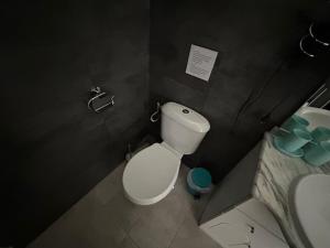 Studio w parking, close to film Festival Palace