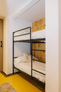 Lambrusco - Harbors Light