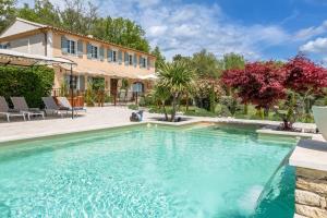 Bastide Vallonia Luxury & Serenity in the Heart of the Luberon