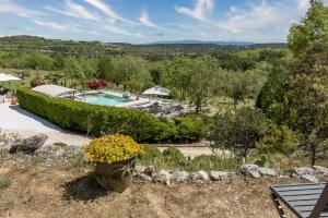 Bastide Vallonia Luxury & Serenity in the Heart of the Luberon