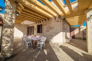 Villa M&G with garden near the sea