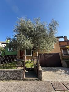 Villa with garden 3 BR and near Milan Rho Fiera