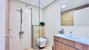 Rare 3BR Duplex Walk to Galleria Al Maryah Island
