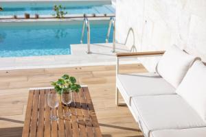 Marina Garden - Beautiful apartment with direct access to the pool