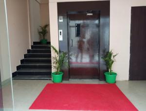 Guru Comfort, 100 m from Apollo Hospital