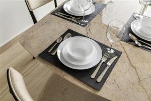 Family Retreat 3BR Greenwoods Villa in DAMAC Hills