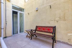 Relaxing Seaside Escape 1-Bed Maisonette Near Sea