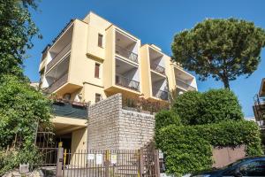 N060 - Numana, appartamento con garage a 100mt dal mare