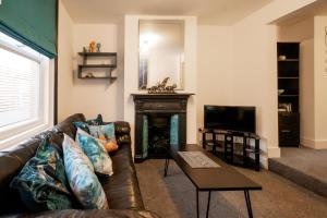 21 Urban Road, sleeps 5 guests, Leiston, near Sizewell, Managed by Aldeburgh Coastal Cottages