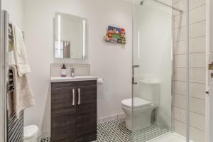 5 Bed in Walberswick oc-hlodg2