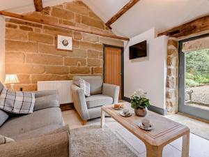 1 Bed in Chop Gate oc-93100