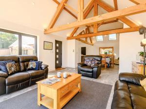 2 Bed in Warminster oc-66326
