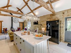 2 Bed in Chop Gate oc-93098