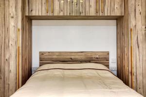 Modern Retreat near City Square with Easy Transport