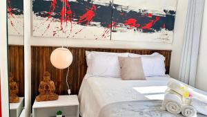 3 min da Feira da Liberdade - Piscina e academia