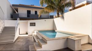 Villa Falaride con piscina