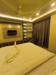 Hotel High Rise
