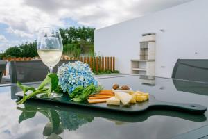 GuestReady - Good Vibes