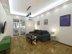 Modern Comfort in Kipseli