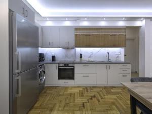 Modern Comfort in Kipseli