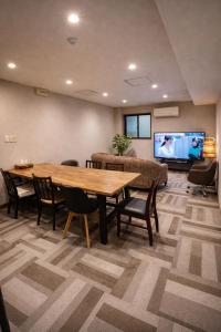 大正駅徒歩1分155平 1 stop to Namba and Shinsaibashi! Direct access to USJ and Osaka Castle