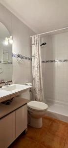 Chalet con jardin cerca de la playa