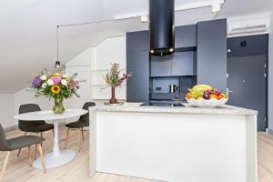 InPoint Sunny Studio next to Wawel Castle - Kossaka 5 Self Check-in