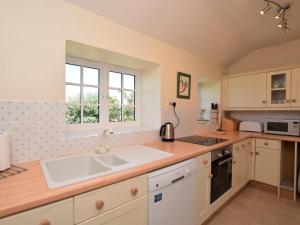 3 Bed in Newchurch oc-ic124