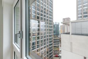 Blueground Whitechapel fitness center nr Tower of London LON-709