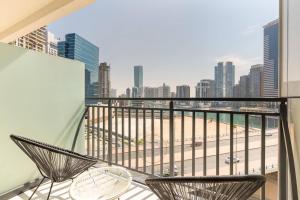 1BR Zada Tower l Two Balconies & City Views