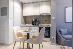 Cozy One Bedroom Apartment in Zada Tower