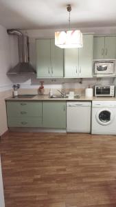 The Llanete Collection ,01