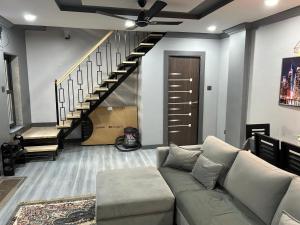 Barkat Manzil