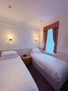 Hyde Park Radnor Hotel B&B