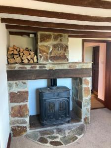 Barn Conversion with stunning views, sleeps 6