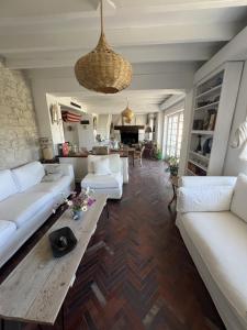 La Providence Elegant 5 bedroom stone house with private pool