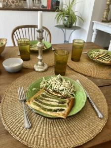 La Providence Elegant 5 bedroom stone house with private pool