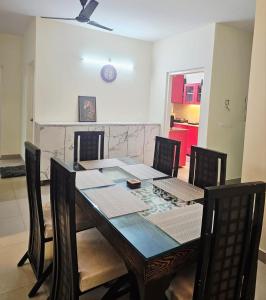 Prabha Sukoon - Premium 2BHK Retreat in Golf City