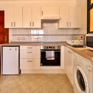 One bed apt with ocean view nr San Blas K104