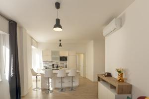 ArtStay - Apt Near Metro, Train Station, Isola