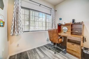 Roomy, modern farmhouse escape in the heart of downtown with central AC & heat