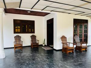 Yulans Place