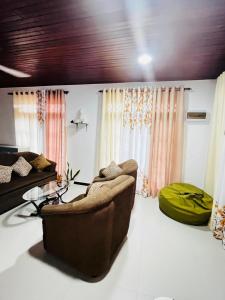 Yulans Place