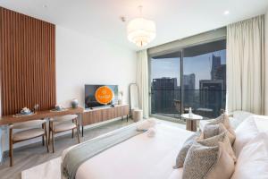 EasyGo - Chic high floor Studio with Burj View