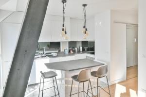 Paris Central 1 bedroom Apartment with AC