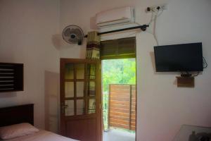 Sangria Grand Hotel -pvt Ltd middeniya