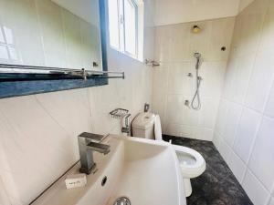 Sangria Grand Hotel -pvt Ltd middeniya