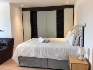 Victorious Apartment- Studio