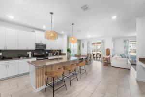 Great Price Luxury 6-Bed Pool 15 ppl Great Resort