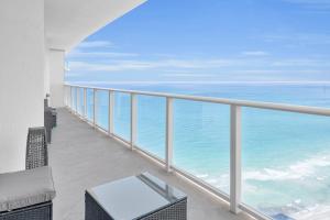 Ventur Luxe Condo - Oceanview - Gym, Beach Access